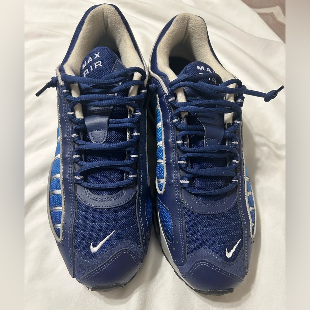 Men’s Blue Nike Air Max; Size 11